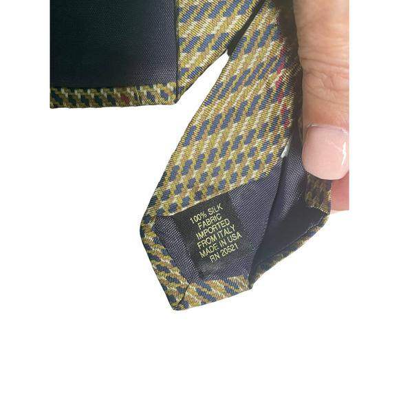 417 Van Heusen Designer 100% Silk Necktie Golf Pattern Payne Stewart Vintage USA - Picture 5 of 5